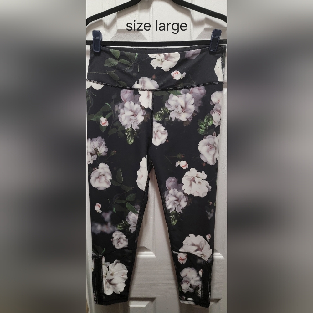 Victoria's Secret Black Floral Leggings